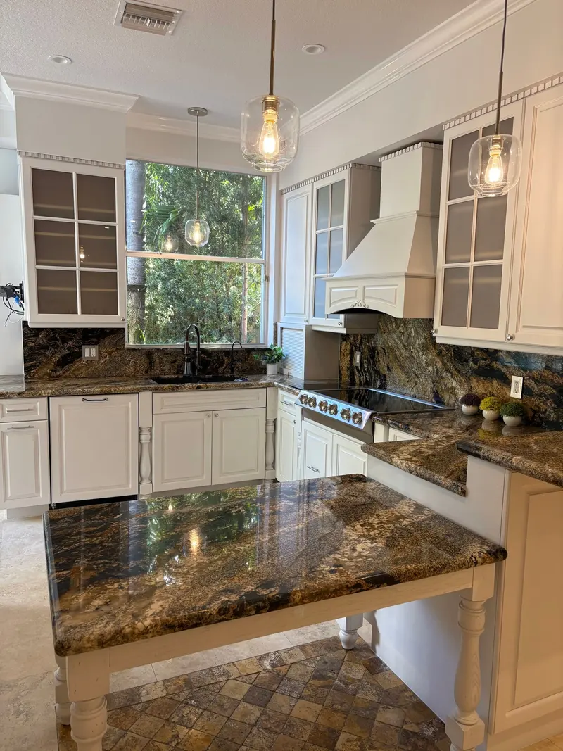 Aventura kitchen cabinets refinished in white Sherwin-Williams Snowbound